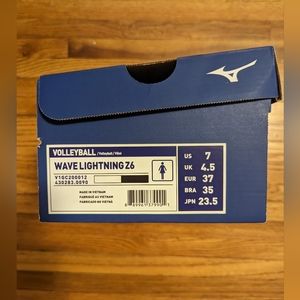 Mizuno Wave Lightning Z6